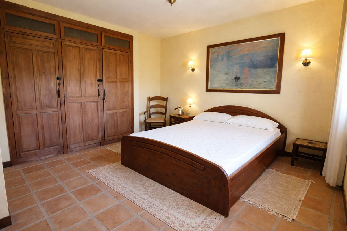 Huis te koop in Entrerrios | 4 slaapkamers H5316121