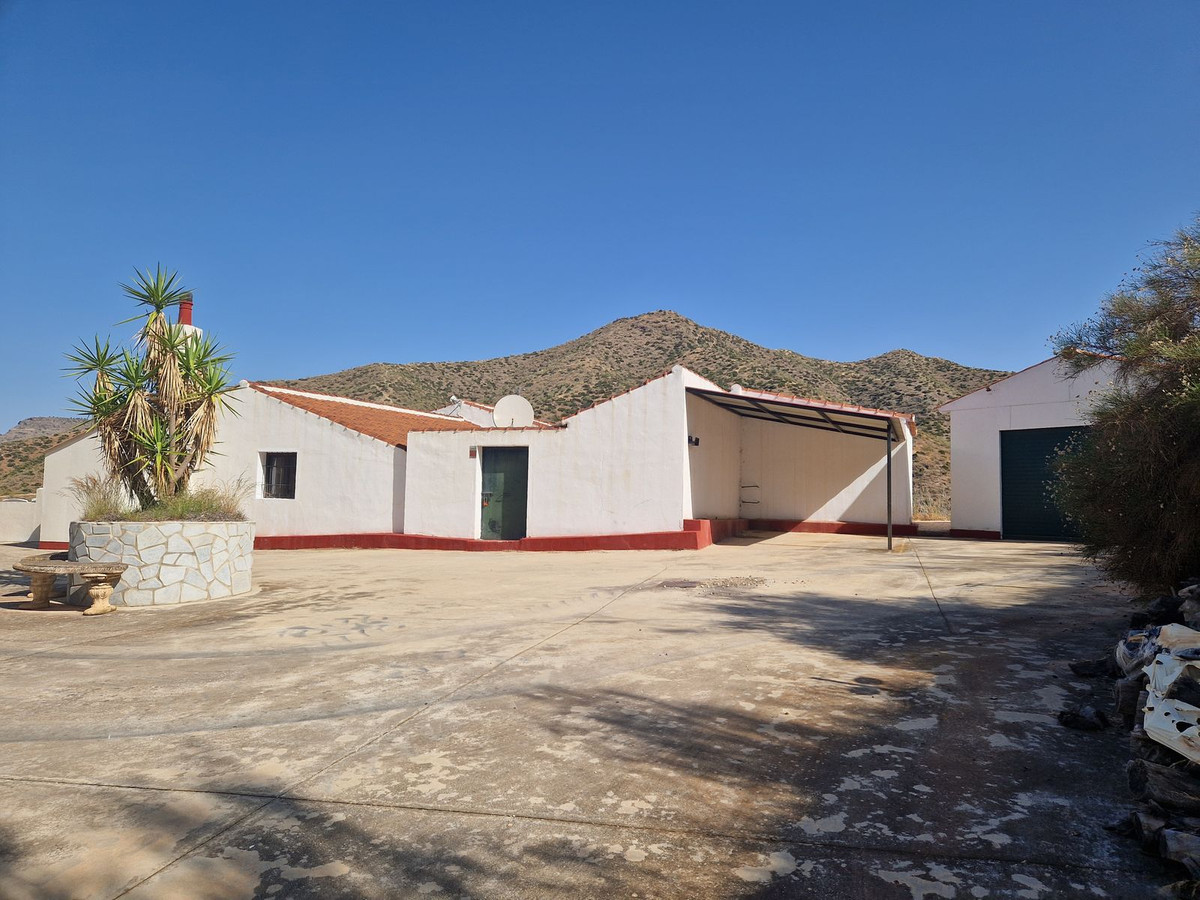 Finca - Cortijo in Estacion de Cartama-3