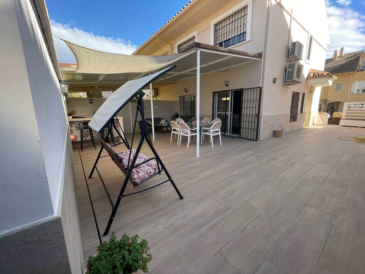 Semi-Vrijstaande Villa in Estacion de Cartama-27