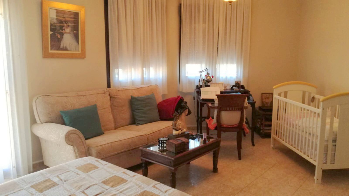 Huis te koop in Estacion de Cartama | 6 slaapkamers H5070265