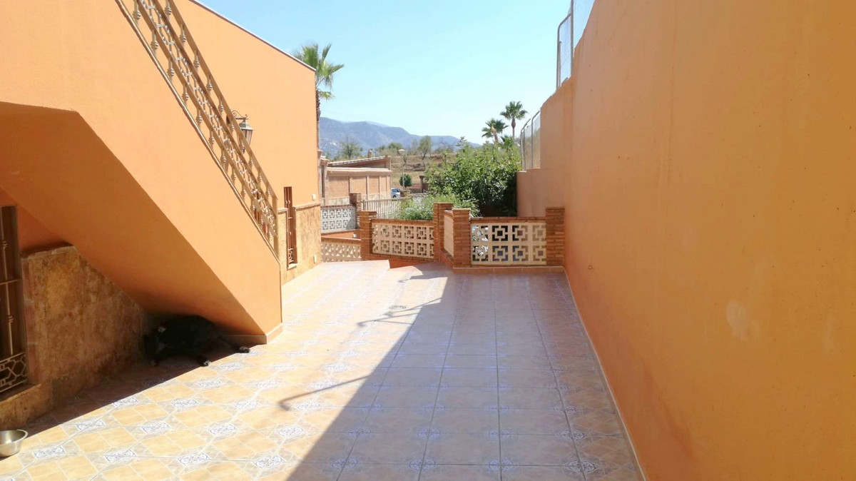 Huis te koop in Estacion de Cartama | 6 slaapkamers H5070265