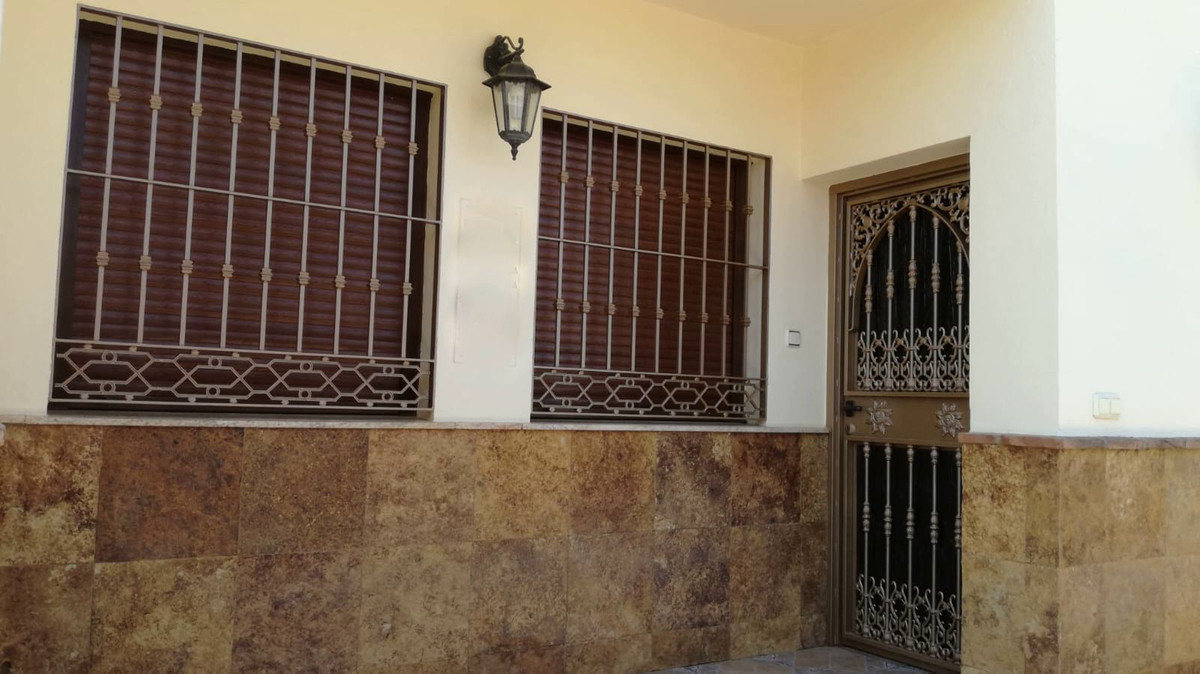 Huis te koop in Estacion de Cartama | 6 slaapkamers H5070265