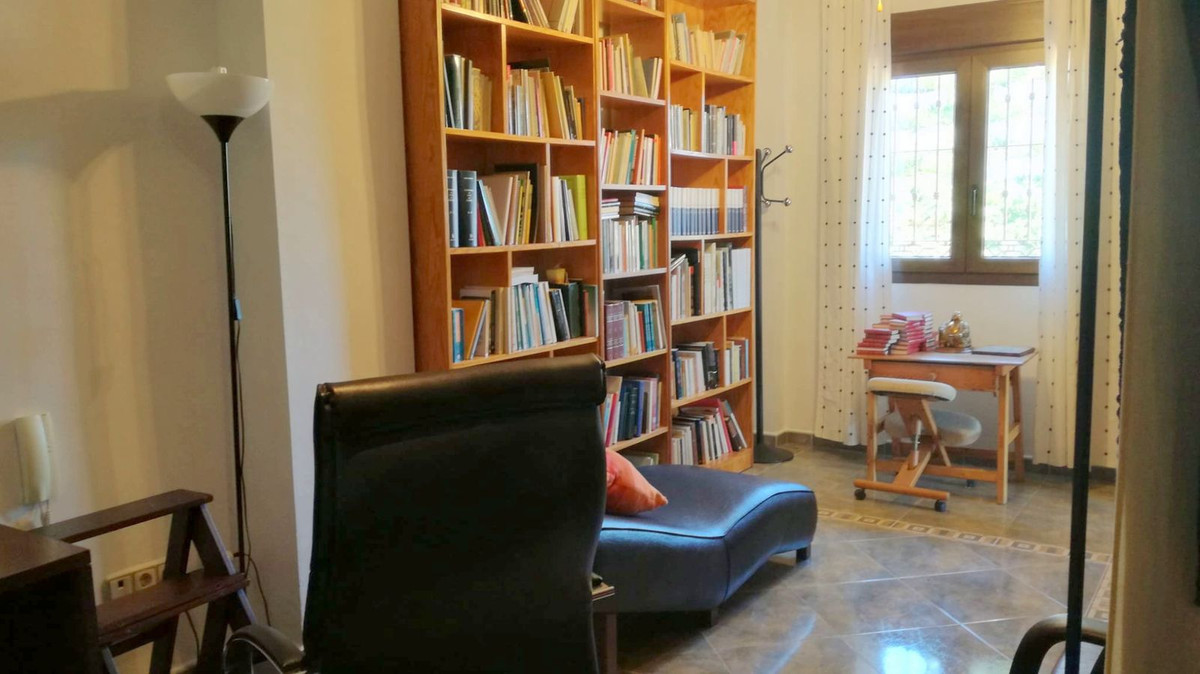Huis te koop in Estacion de Cartama | 6 slaapkamers H5070265