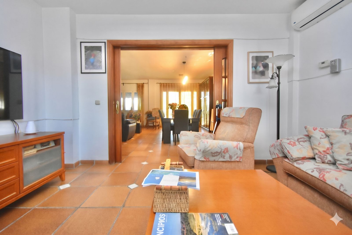 Huis te koop in Estacion de Cartama | 6 slaapkamers H5486965