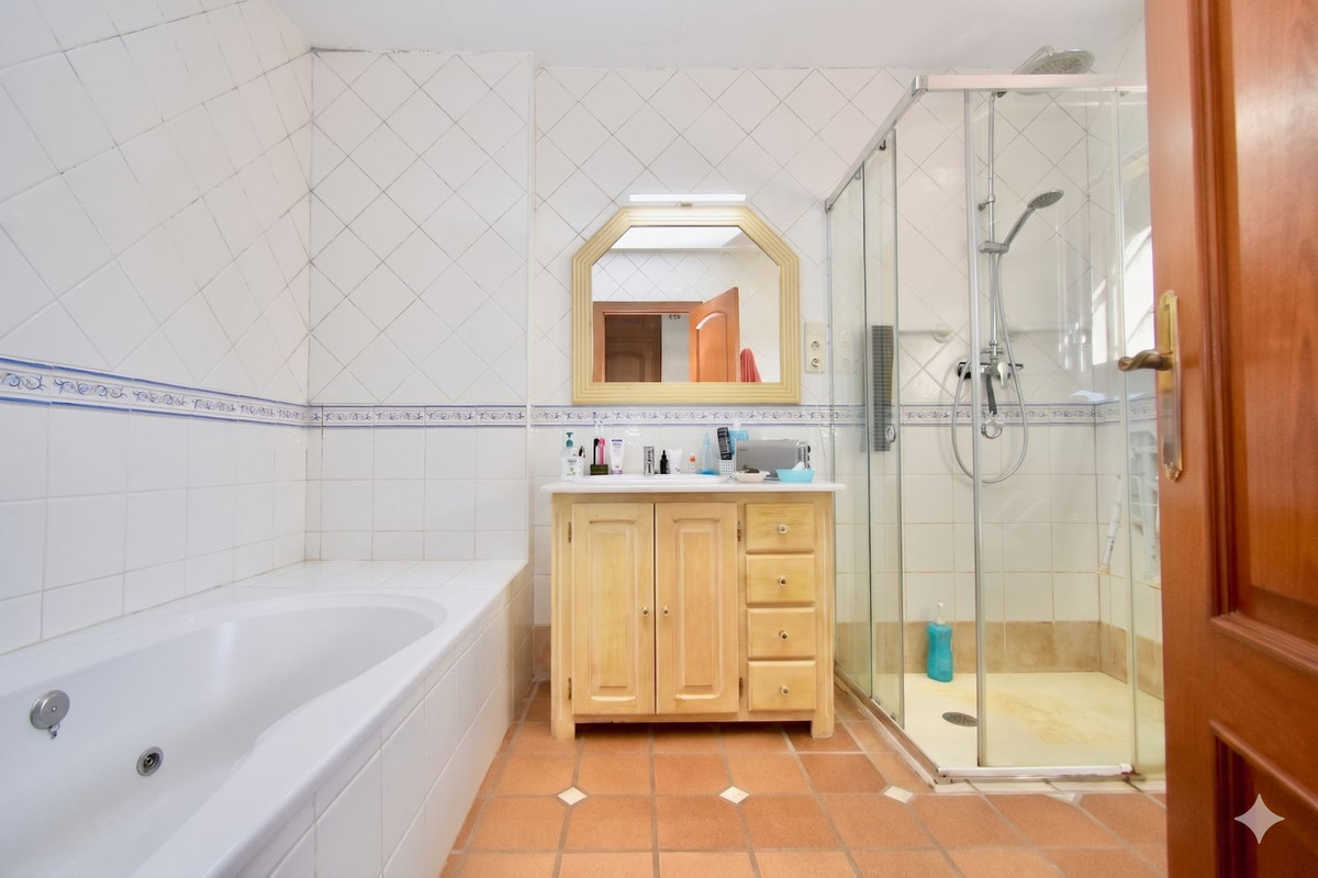 Huis te koop in Estacion de Cartama | 6 slaapkamers H5486965