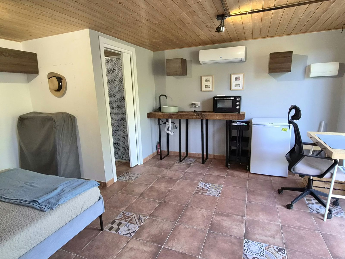 Property main view 42