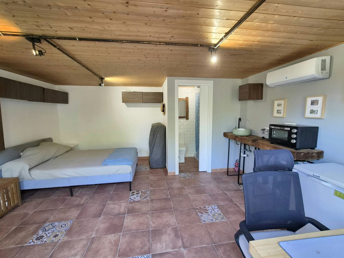 Property main view 46