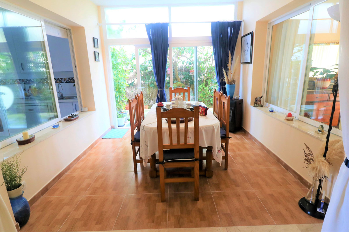 Huis te koop in Estepona | 3 slaapkamers H3762598