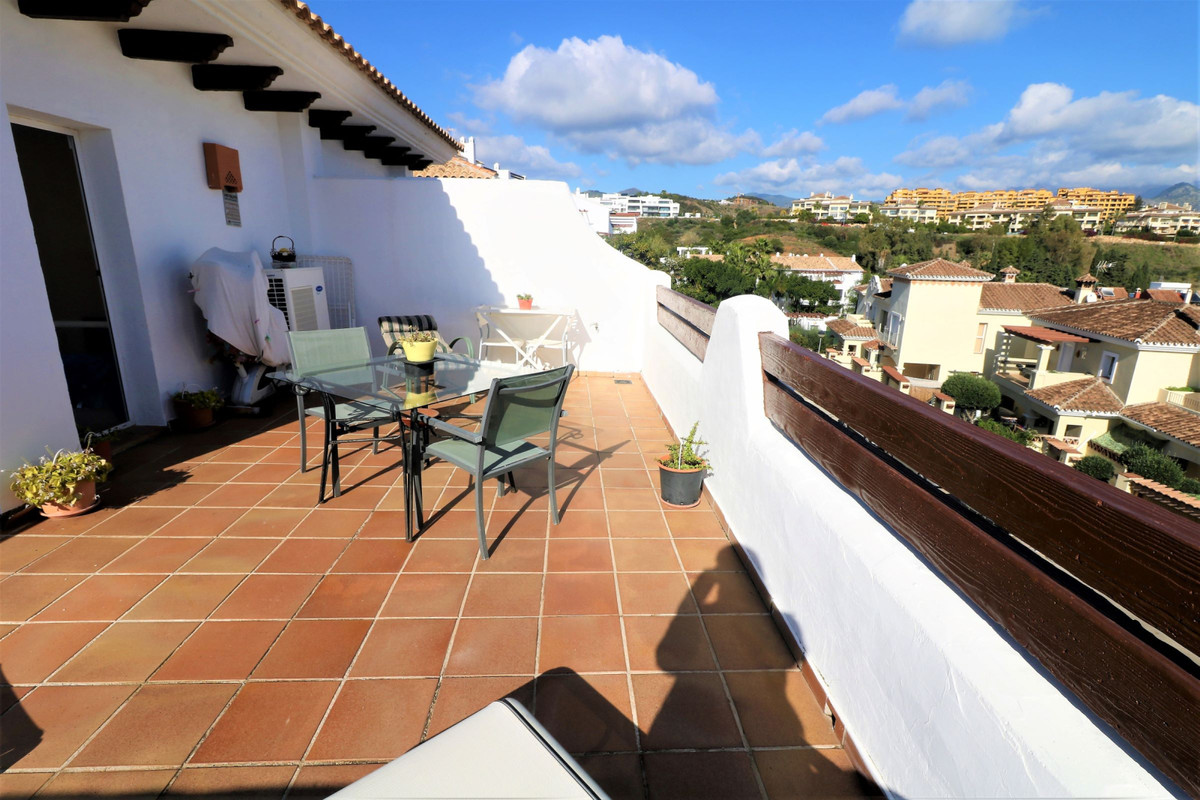 Huis te koop in Estepona | 3 slaapkamers H3762598