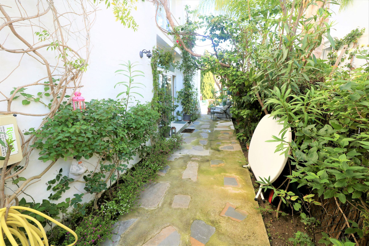 Huis te koop in Estepona | 3 slaapkamers H3762598