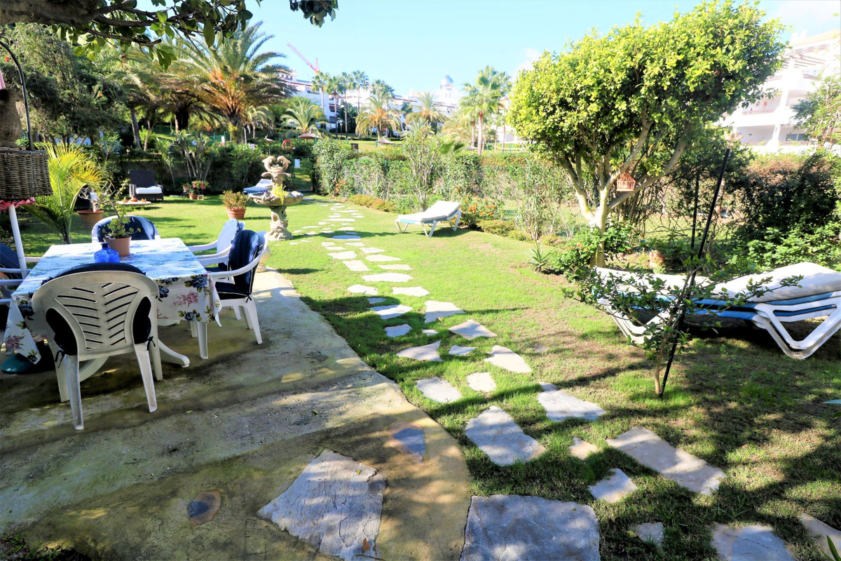 Huis te koop in Estepona | 3 slaapkamers H3762598