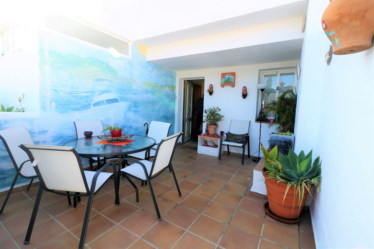 Huis te koop in Estepona | 3 slaapkamers H3762598