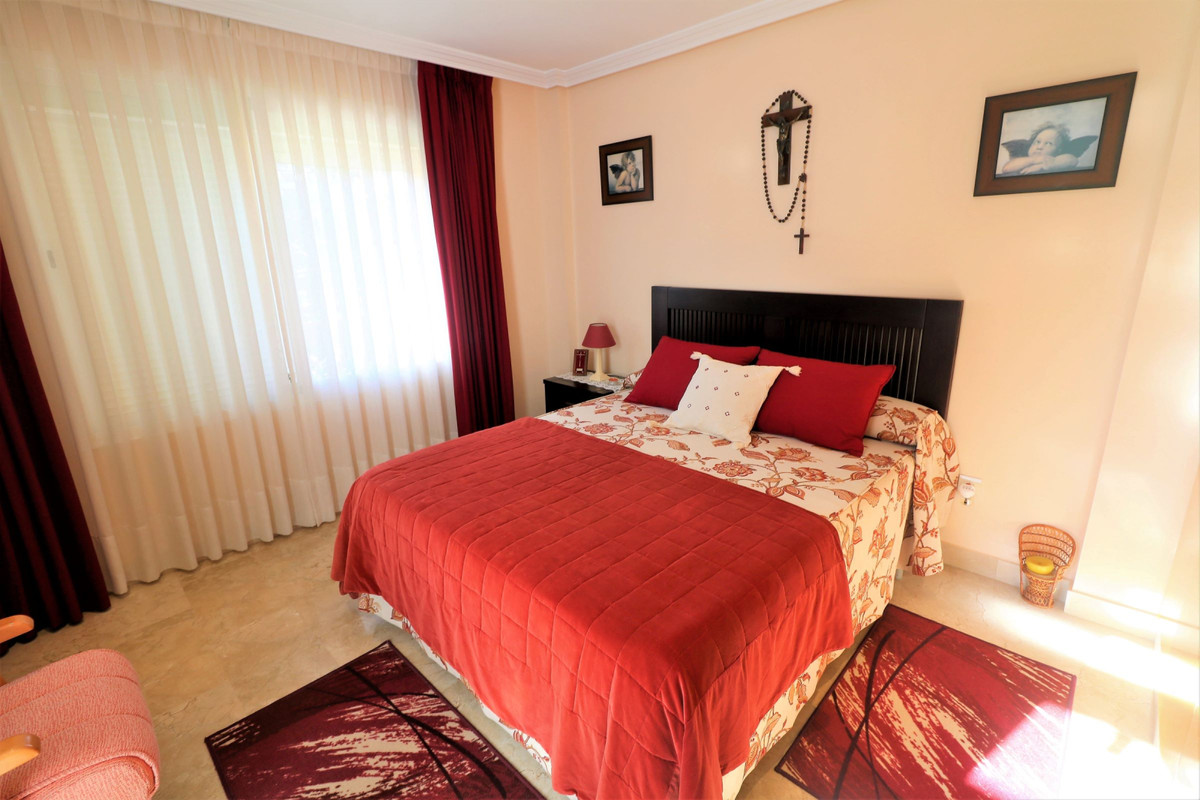 Huis te koop in Estepona | 3 slaapkamers H3762598