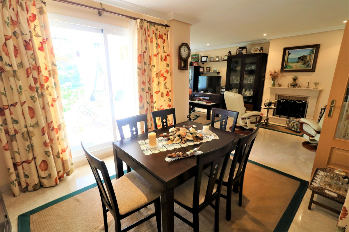 Huis te koop in Estepona | 3 slaapkamers H3762598