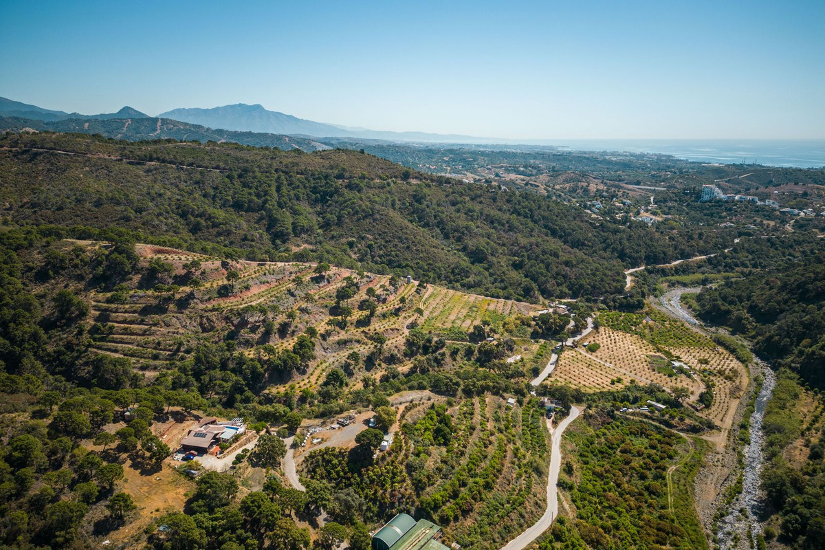 Finca - Cortijo te koop in Estepona | 3 slaapkamers H4303936