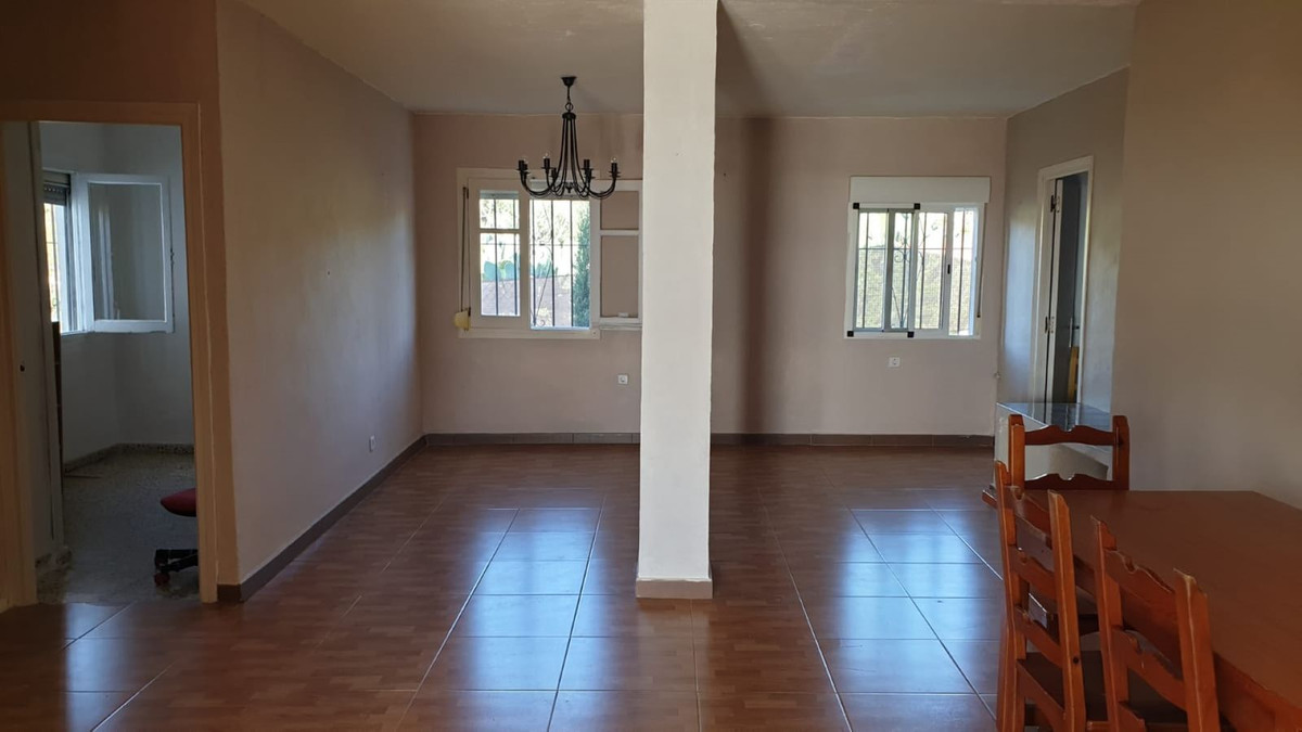 Huis te koop in Estepona | 5 slaapkamers H4345087