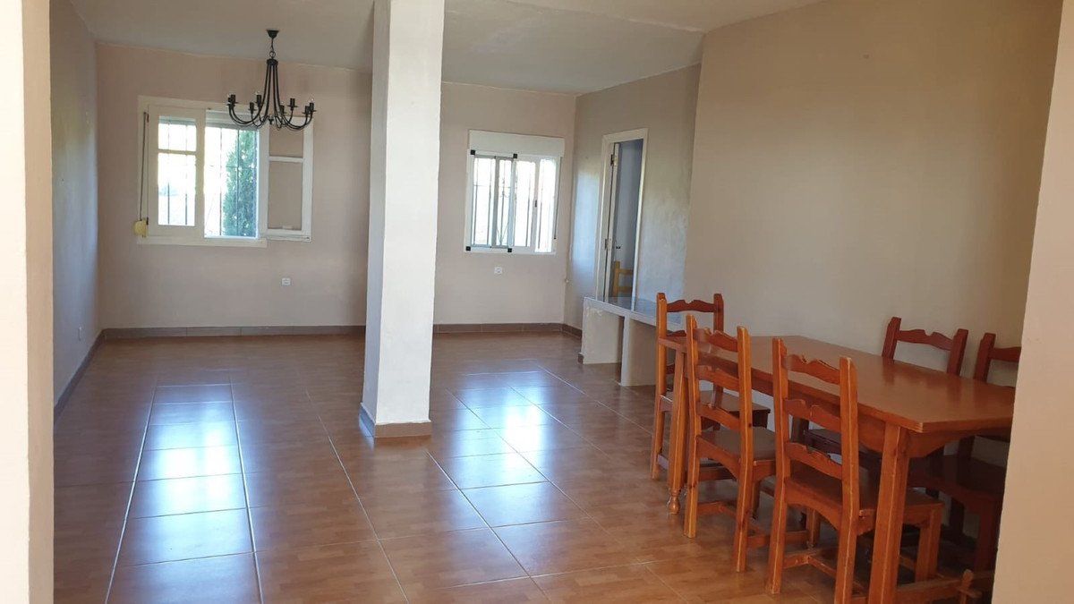 Huis te koop in Estepona | 5 slaapkamers H4345087