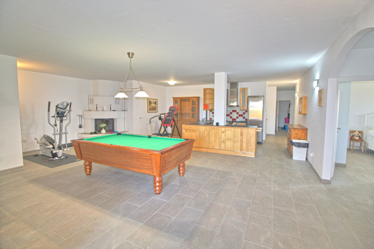 Property main view 50