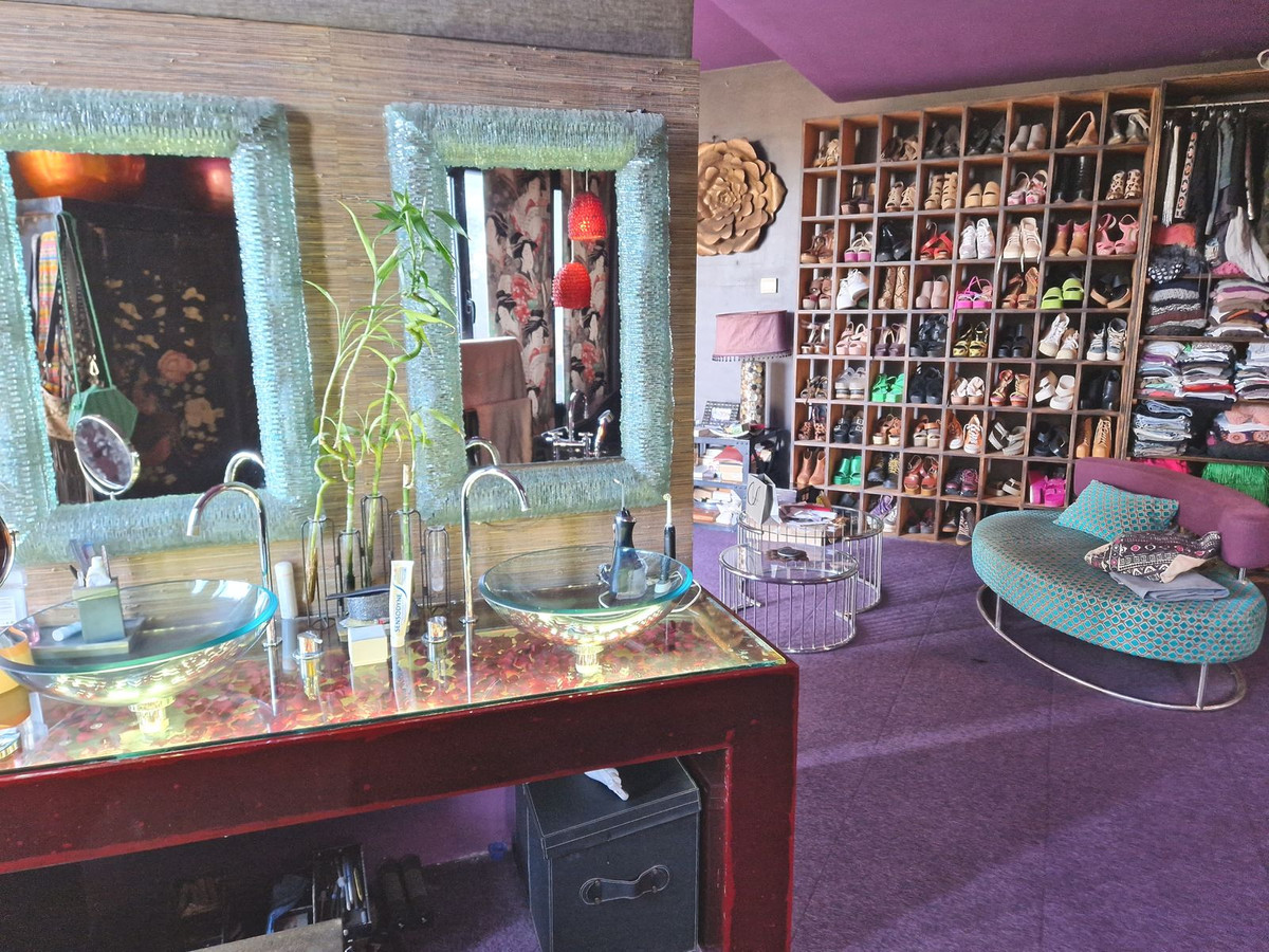 Property main view 42