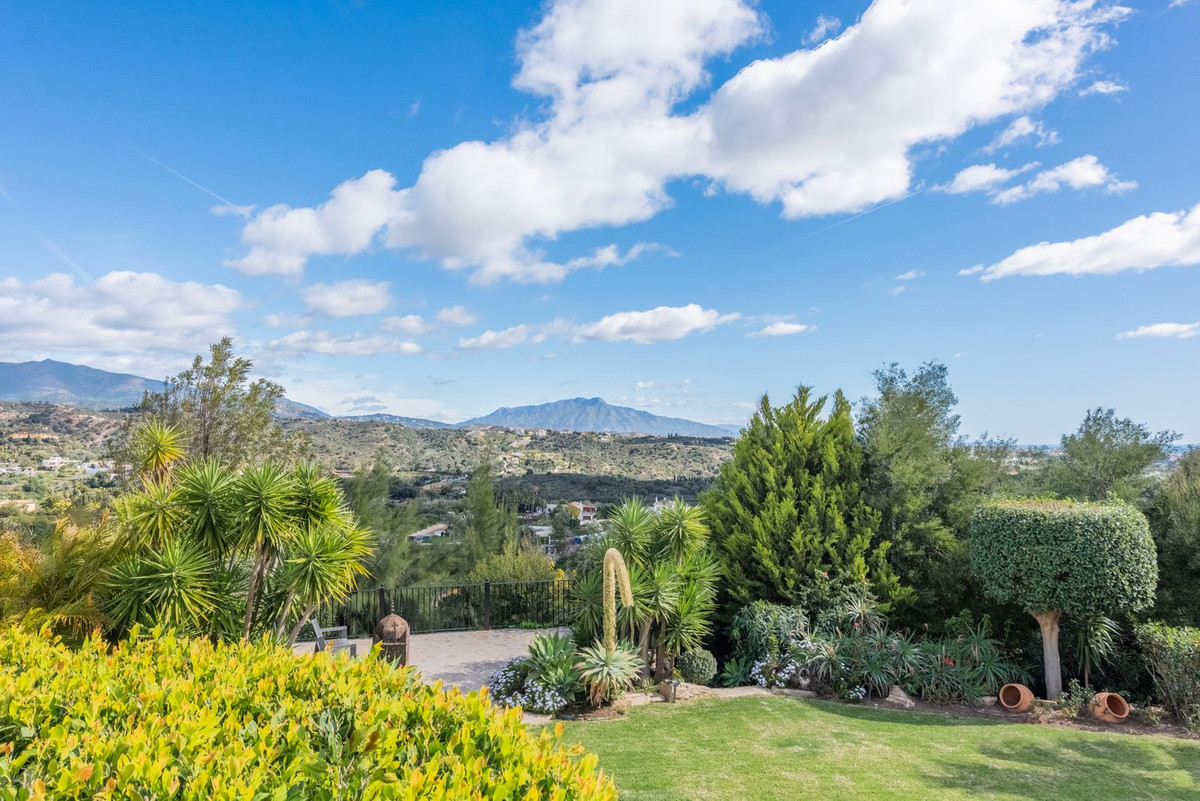 Huis te koop in Estepona | 6 slaapkamers H4675324