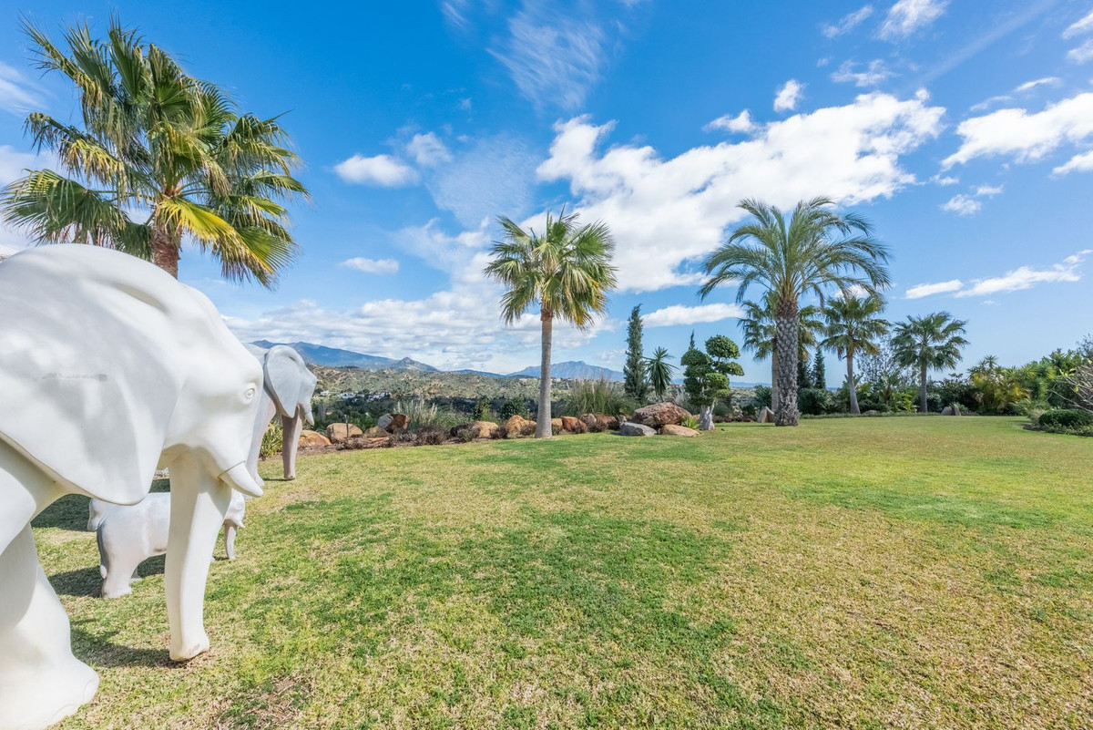 Huis te koop in Estepona | 6 slaapkamers H4675324