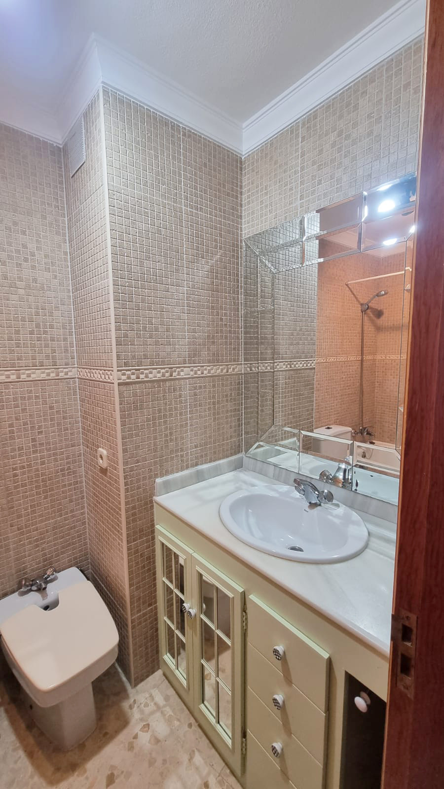 Huis te koop in Estepona | 5 slaapkamers H4693228