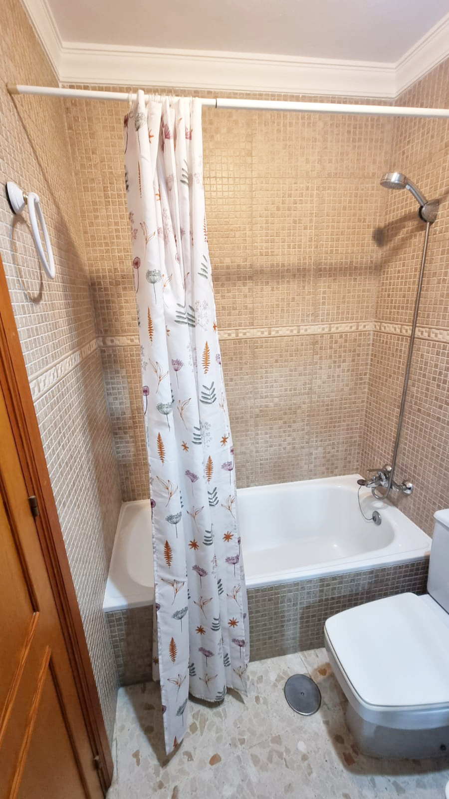 Huis te koop in Estepona | 5 slaapkamers H4693228