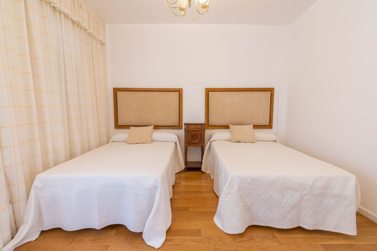 Property main view 32