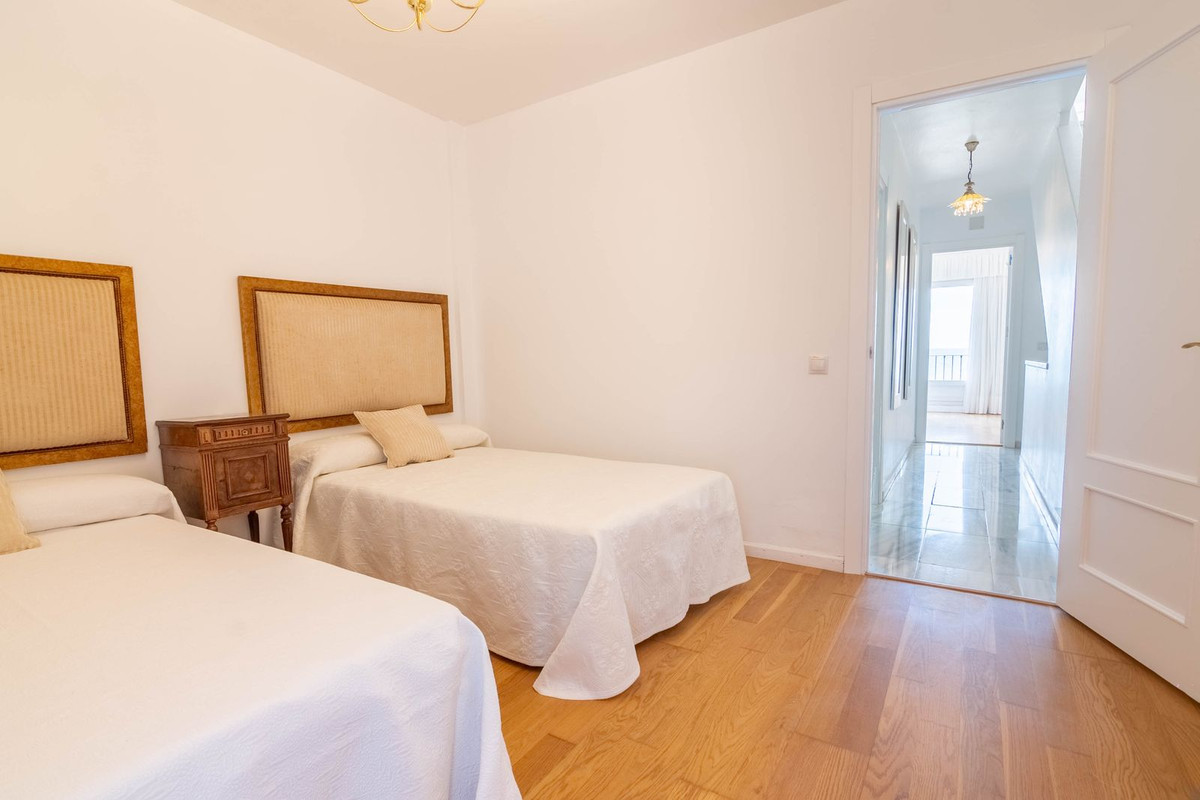 Property main view 33