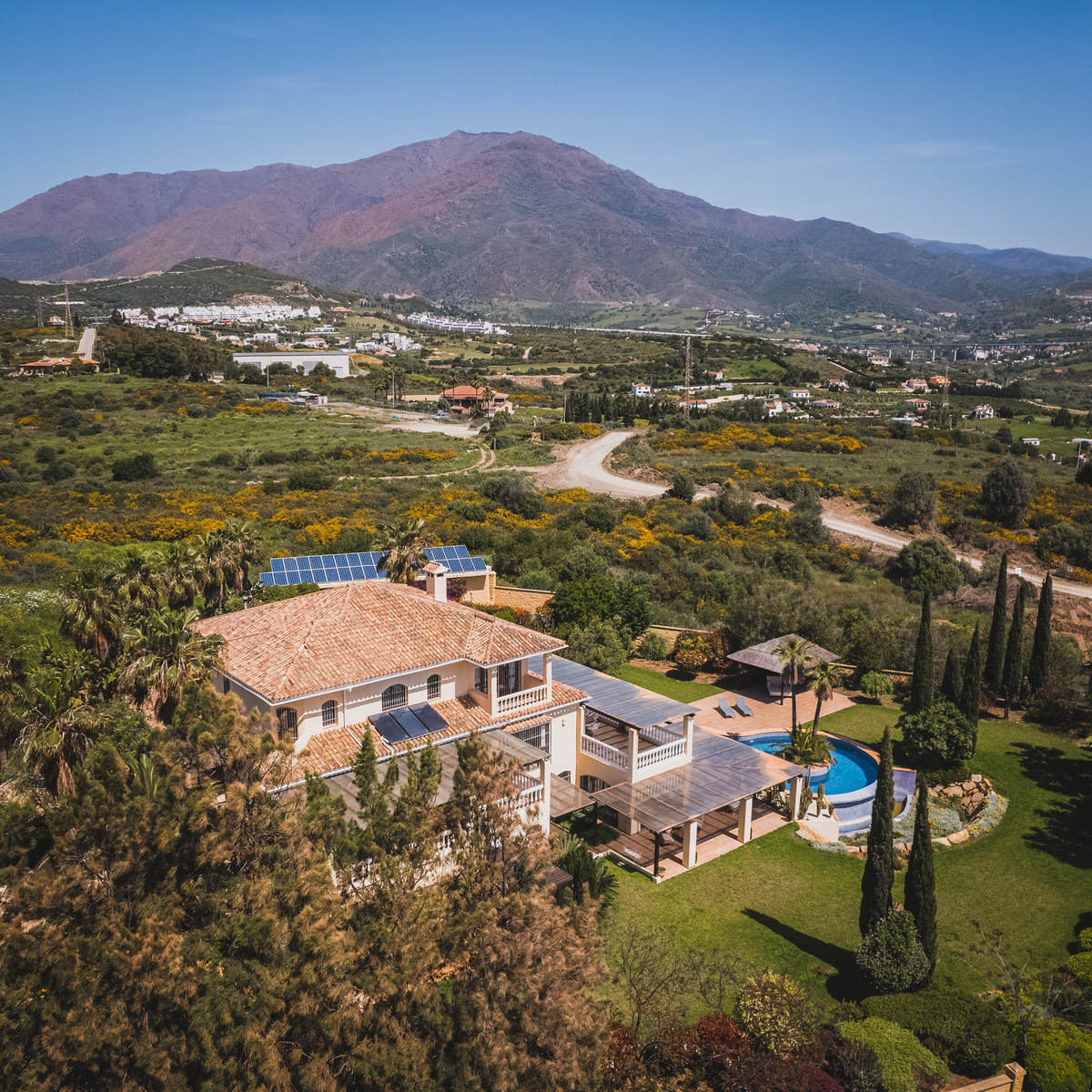 Property main view 64