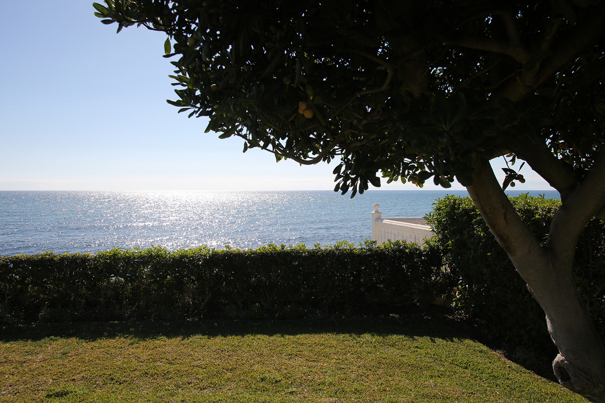 Huis te koop in Estepona | 3 slaapkamers H4802722