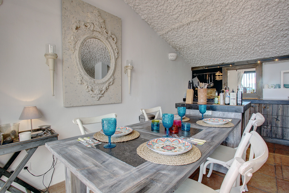 Huis te koop in Estepona | 3 slaapkamers H4802722