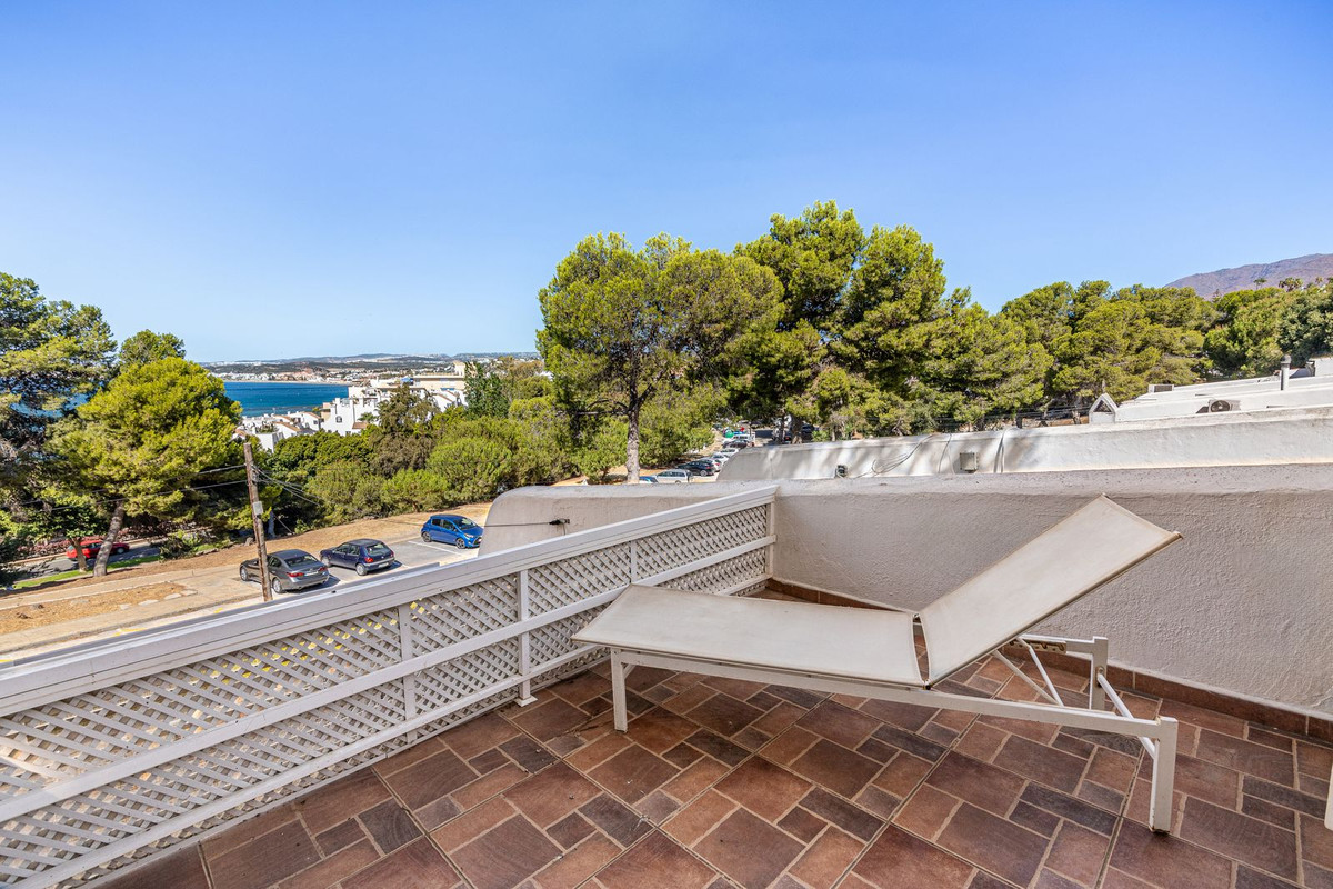 Huis te koop in Estepona | 3 slaapkamers H4837144