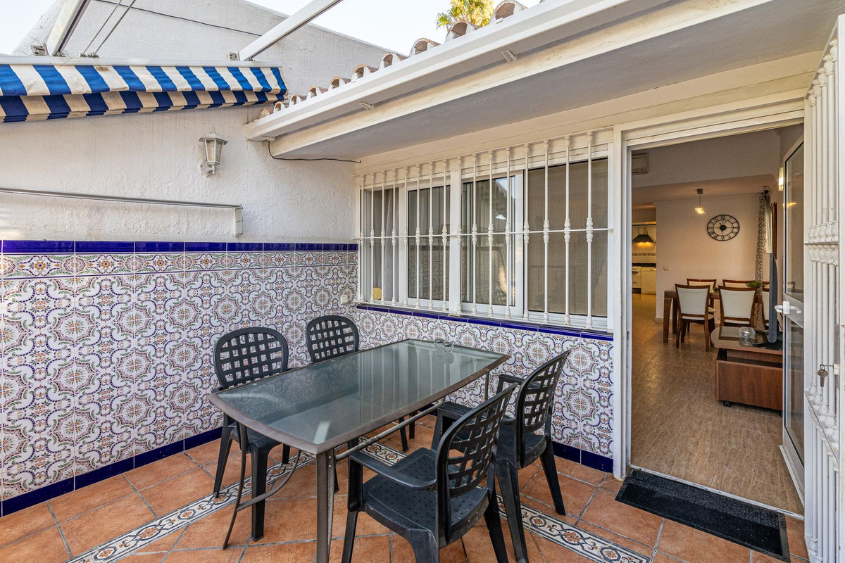 Huis te koop in Estepona | 3 slaapkamers H4837144