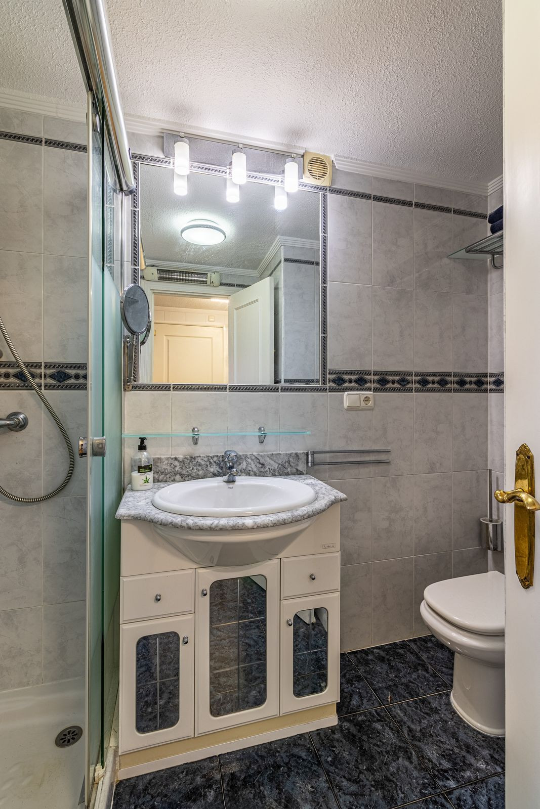 Huis te koop in Estepona | 3 slaapkamers H4837144