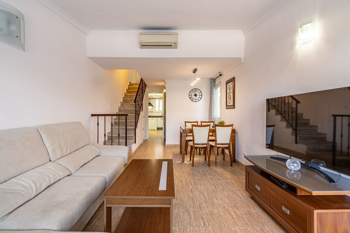 Huis te koop in Estepona | 3 slaapkamers H4837144