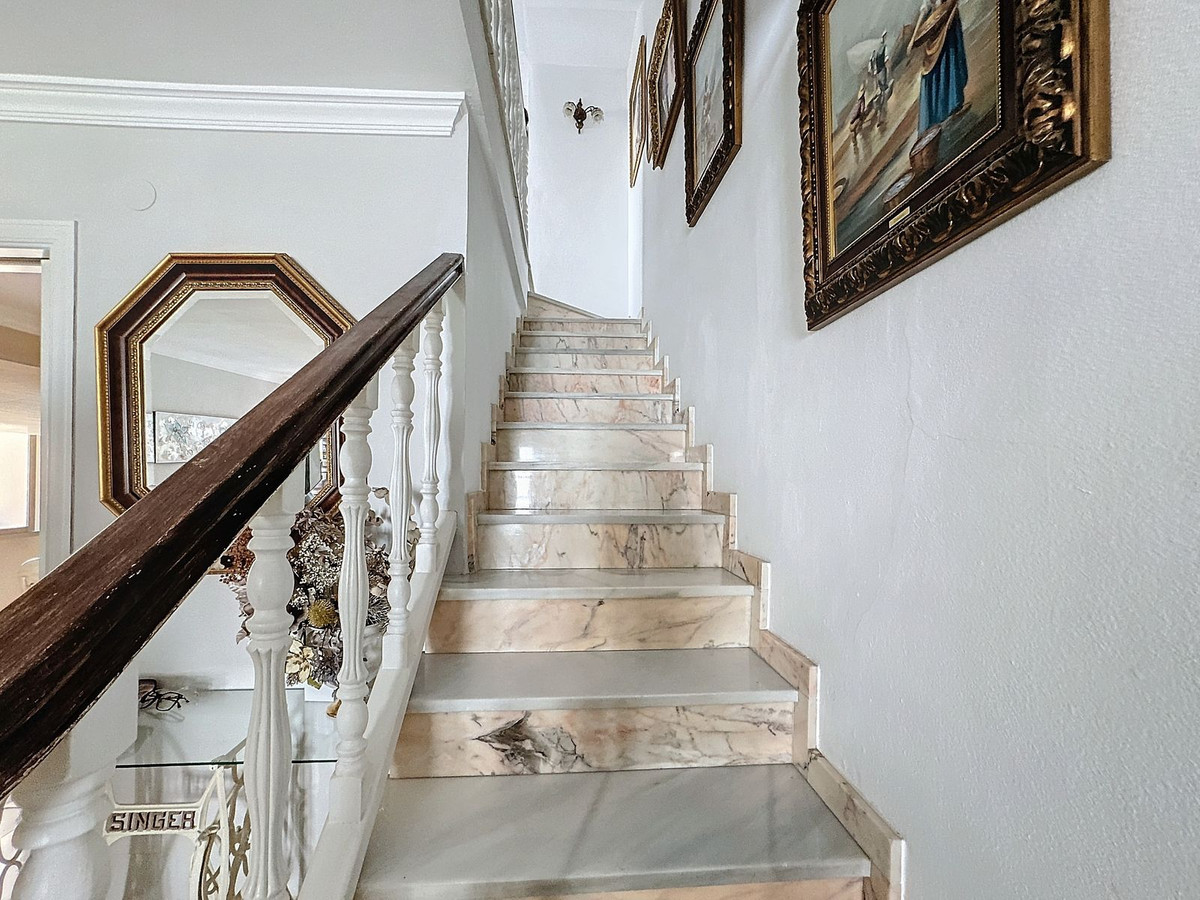 Huis te koop in Estepona | 5 slaapkamers H4841119