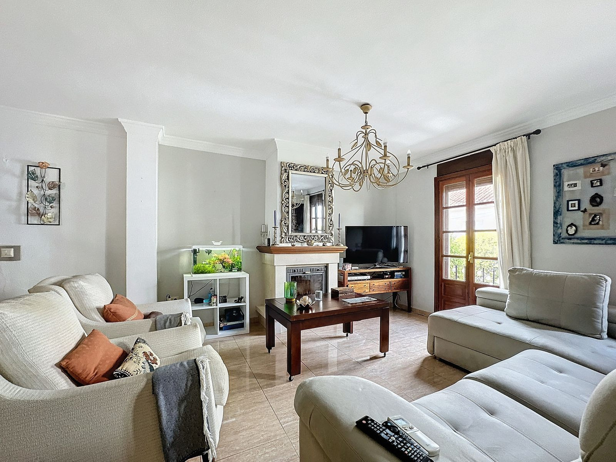 Huis te koop in Estepona | 5 slaapkamers H4841119