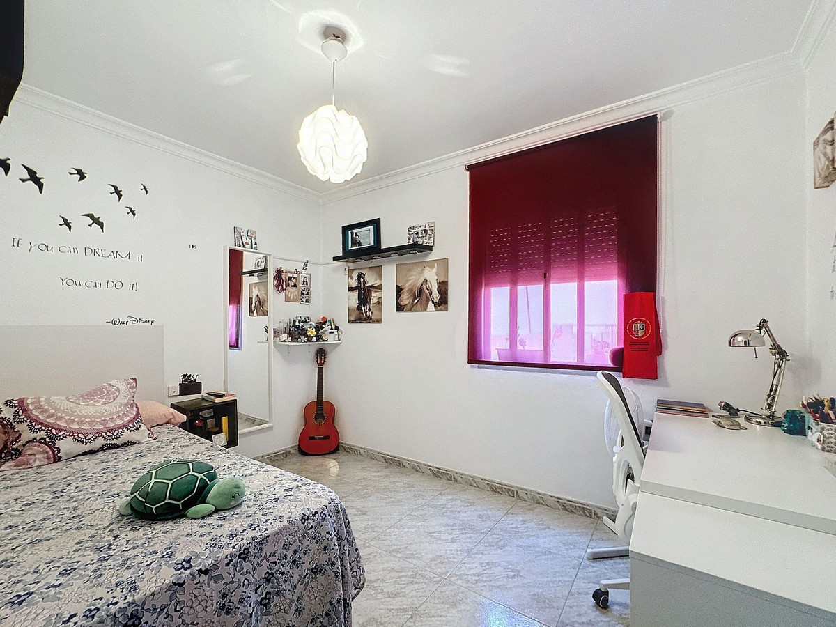 Huis te koop in Estepona | 5 slaapkamers H4841119