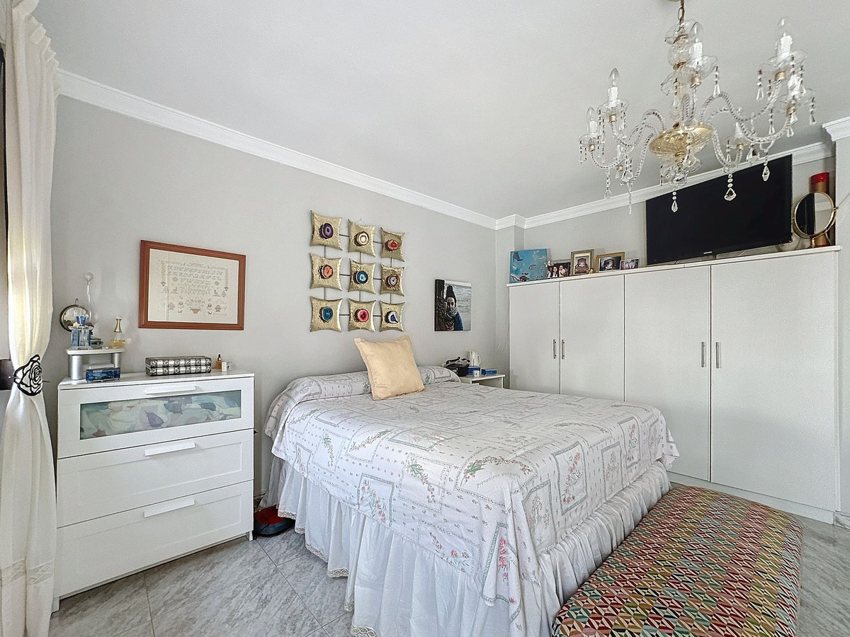 Huis te koop in Estepona | 5 slaapkamers H4841119