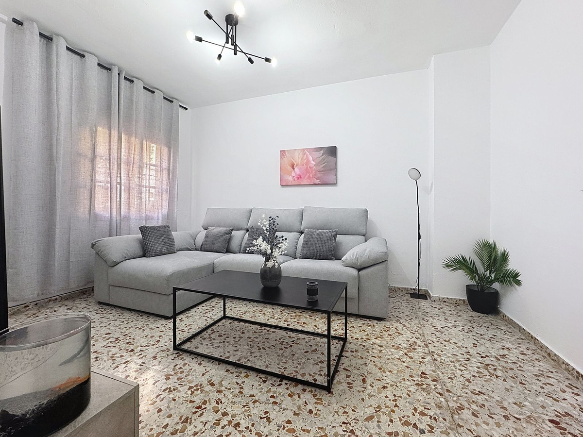 Huis te koop in Estepona | 5 slaapkamers H4841119