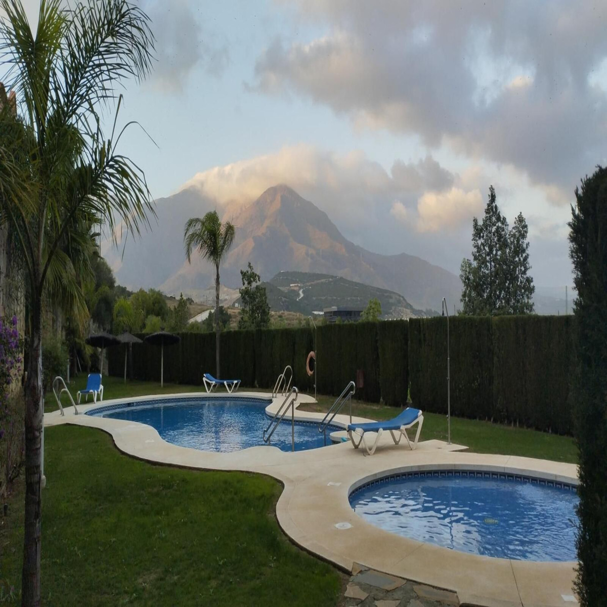 Huis te koop in Estepona | 3 slaapkamers H4883248