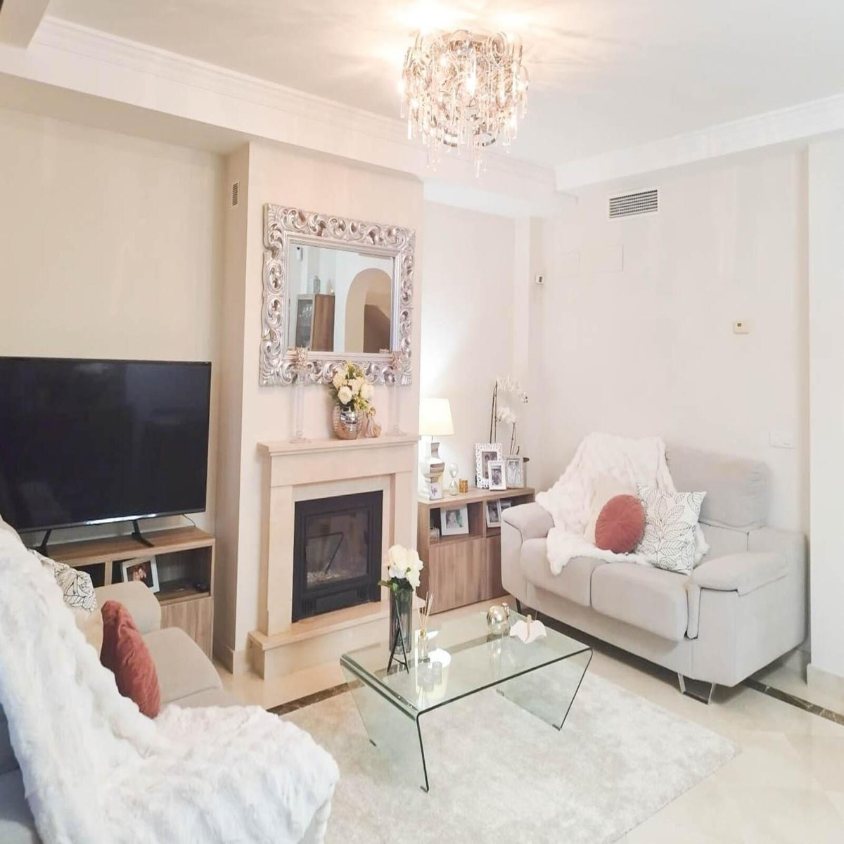 Huis te koop in Estepona | 3 slaapkamers H4883248