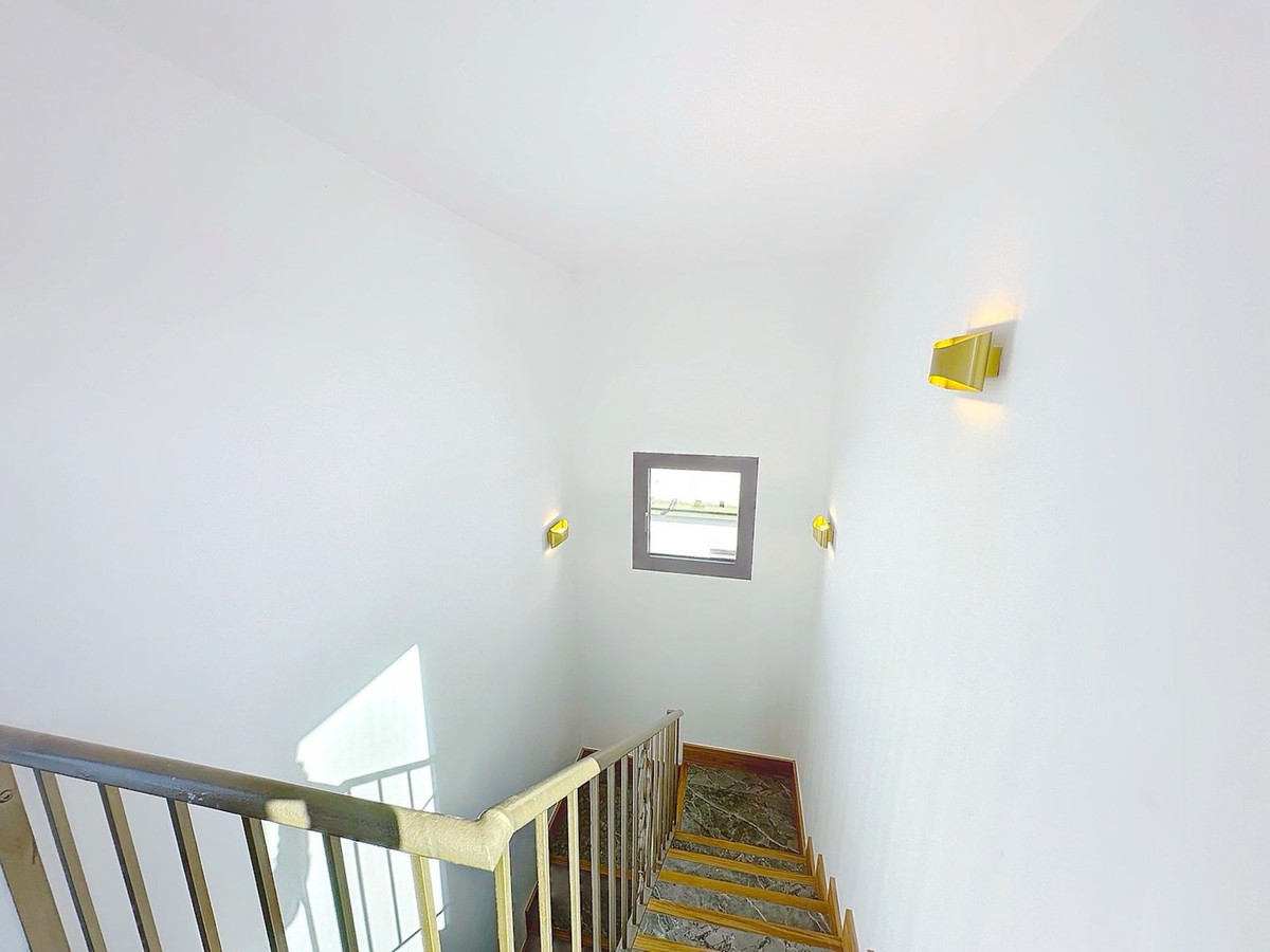 Huis te koop in Estepona | 3 slaapkamers H4887925
