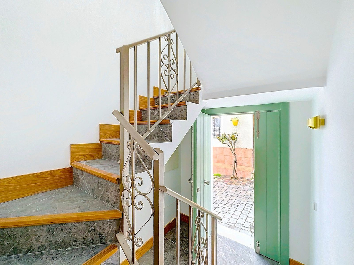 Huis te koop in Estepona | 3 slaapkamers H4887925