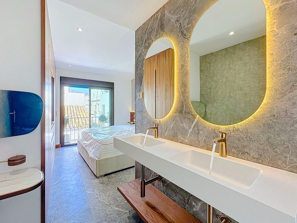 Huis te koop in Estepona | 3 slaapkamers H4887925