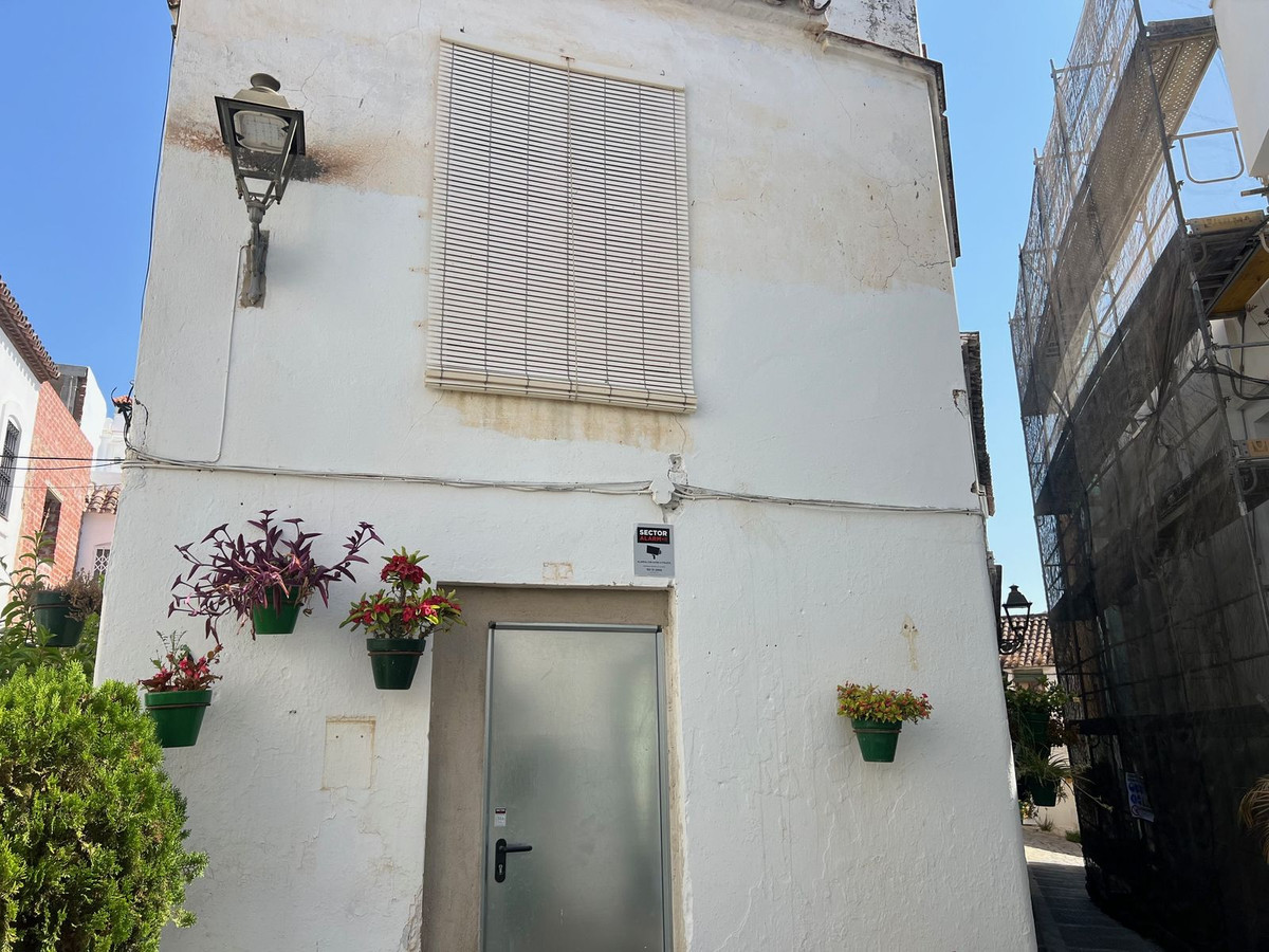 Huis te koop in Estepona | 4 slaapkamers H4898170