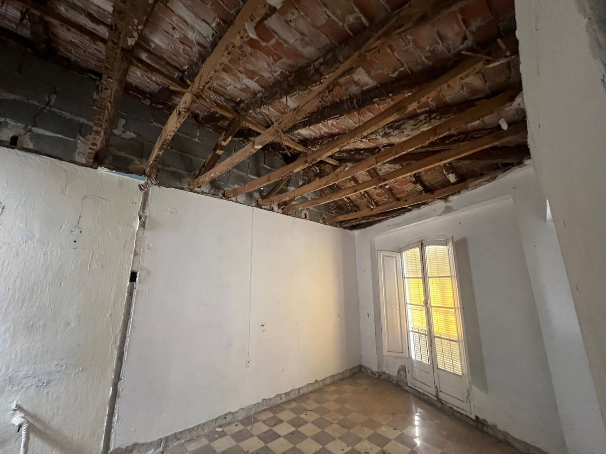 Huis te koop in Estepona | 4 slaapkamers H4898170