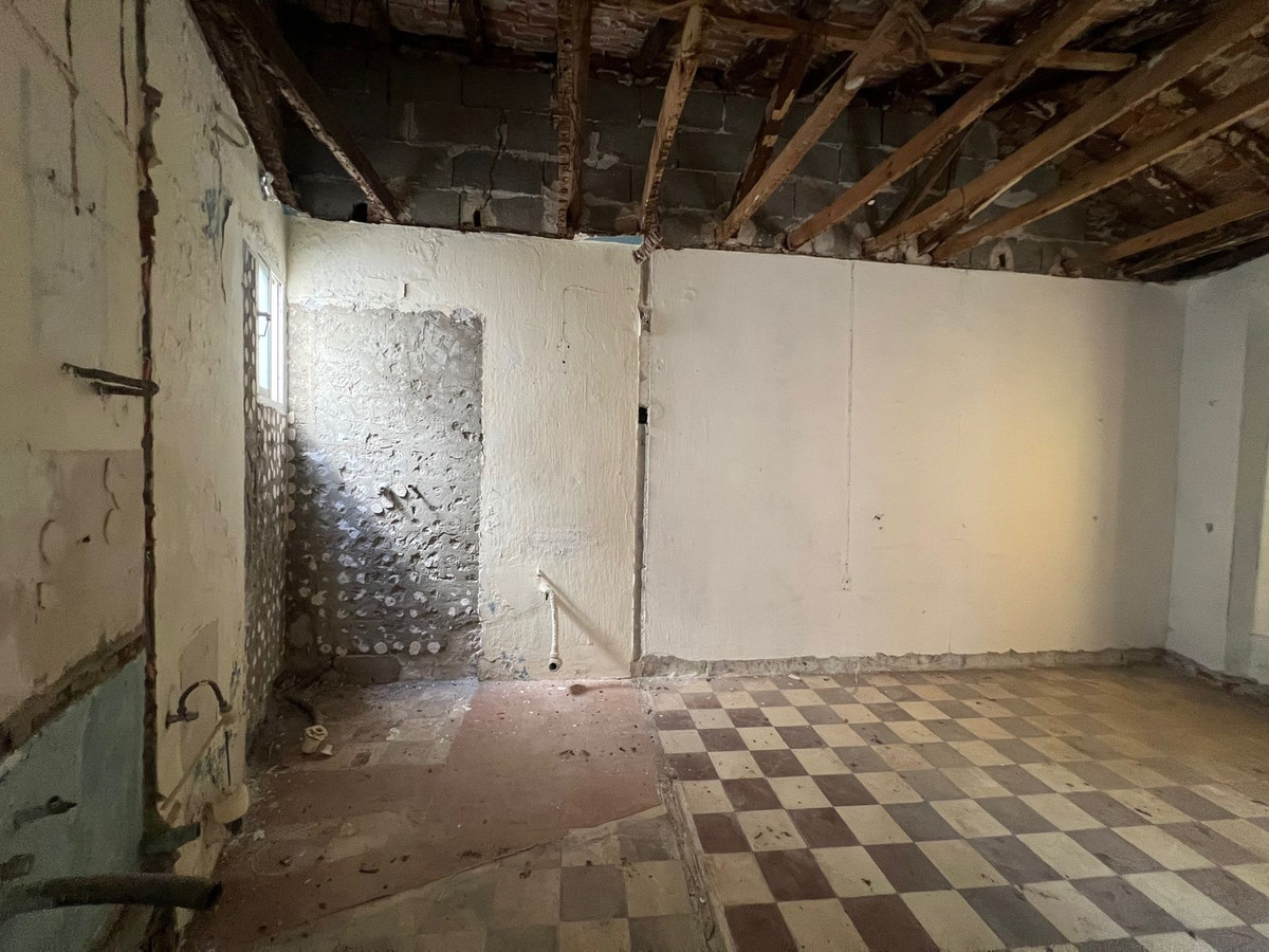 Huis te koop in Estepona | 4 slaapkamers H4898170