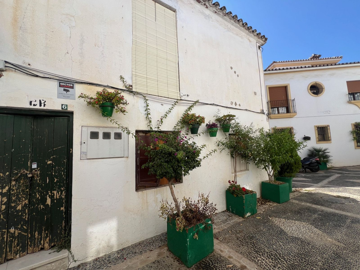 Huis te koop in Estepona | 4 slaapkamers H4898170